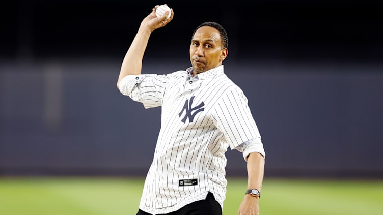 Toronto Blue Jays v New York Yankees