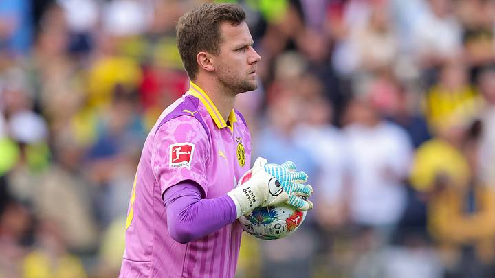 Sportfreunde Siegen v Borussia Dortmund - Pre-Season Friendly
