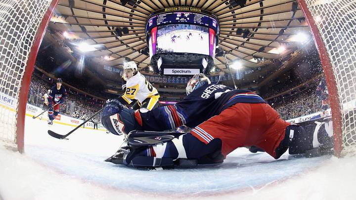 Pittsburgh Penguins v New York Rangers