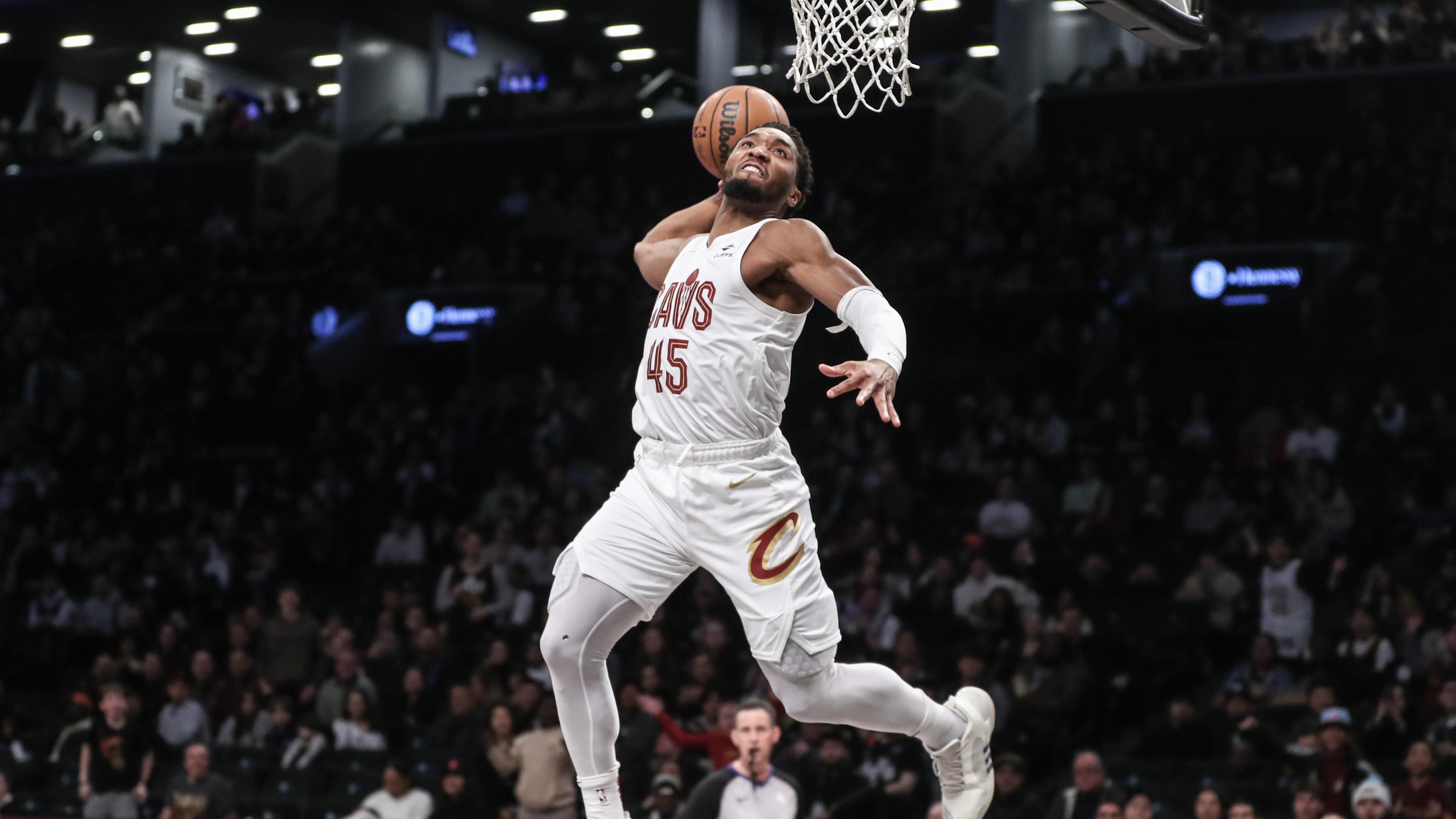 Donovan Mitchell's Dunk Went Viral In Magic-Cavs Game - BVM Sports