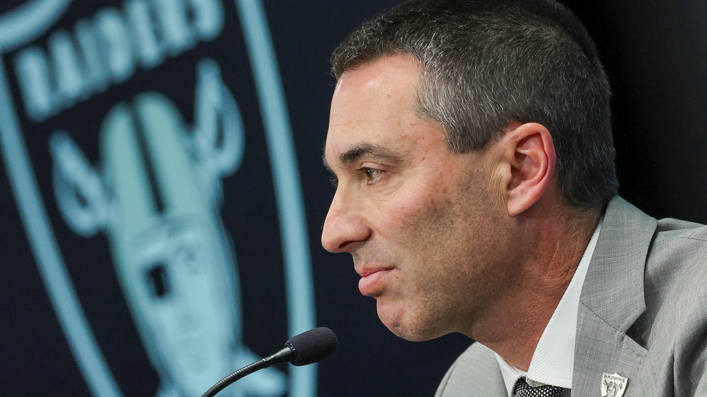 Raiders 3-round NFL Mock Draft: Stockpiling The Defense - Vimarsana News