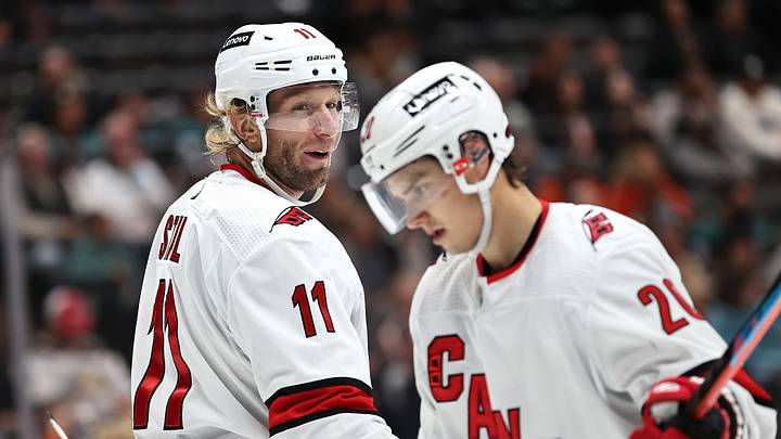 Carolina Hurricanes v Anaheim Ducks