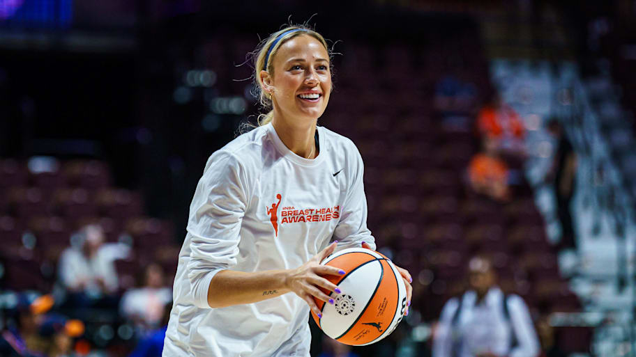 Indiana Fever guard Sophie Cunningham ripped a social media user for attacking her sister. | David Butler II-Imagn Images