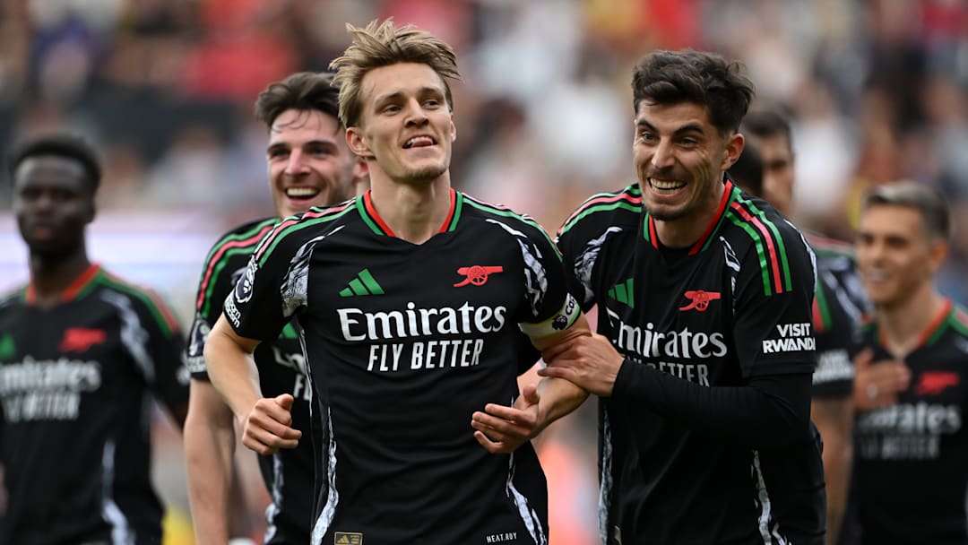Southampton FC v Arsenal FC - Premier League