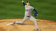 Los Bravos quieren al veterano abridor, clave en la última Serie Mundial con los Dodgers
