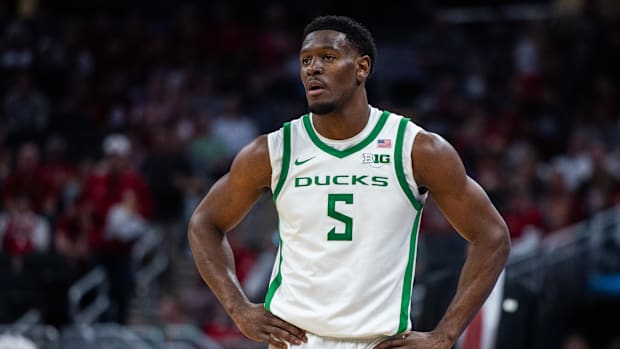 Oregon Ducks guard TJ Bamba (5) in the second half against the Indiana Hoosiers