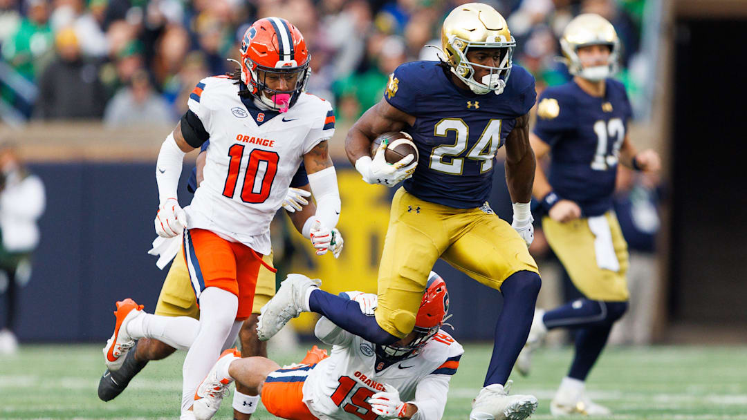 Notre Dame running back Jadarian Price (24), on his way to score a touchdown.
