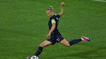 West Ham United v Paris Saint-Germain: Perth International Football Cup