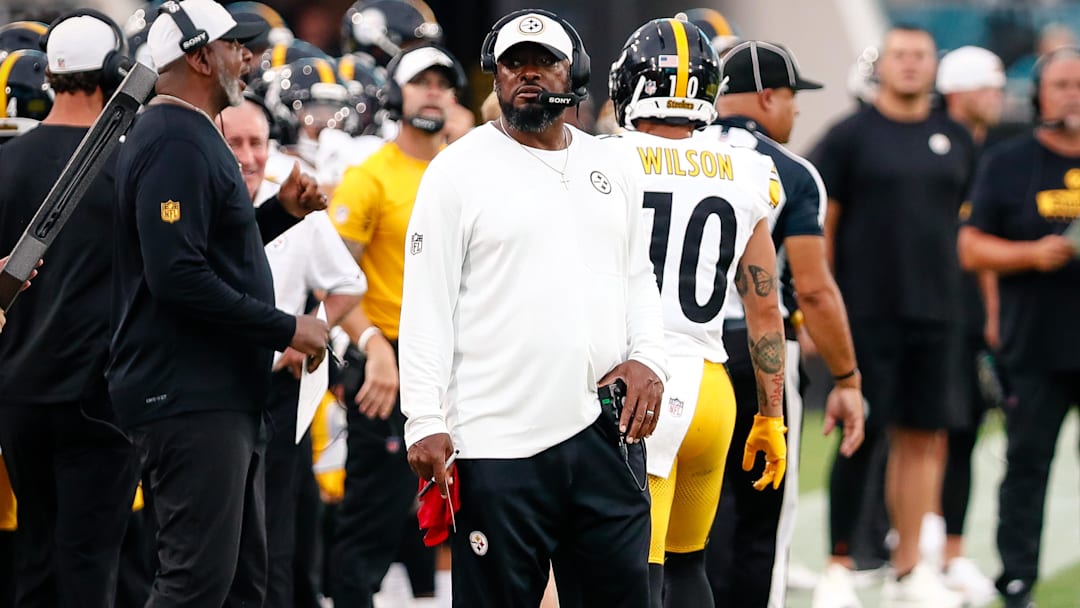 Pittsburgh Steelers head coach Mike Tomlin