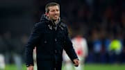 Albert Celades podría ser el nuevo DT de Chivas