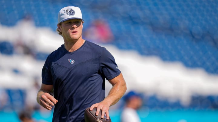 Tennessee Titans quarterback Will Levis (8) warms up before a preseason game against the Seattle Seahawks at Nissan Stadium in Nashville, Tenn., Saturday, Aug. 17, 2024.