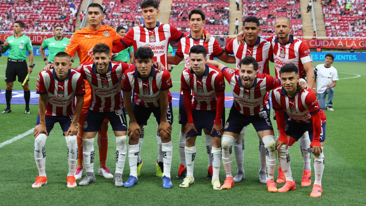 El once titular de las Chivas frente al Toluca en los cuartos de final de Ida del Clausura 2024.