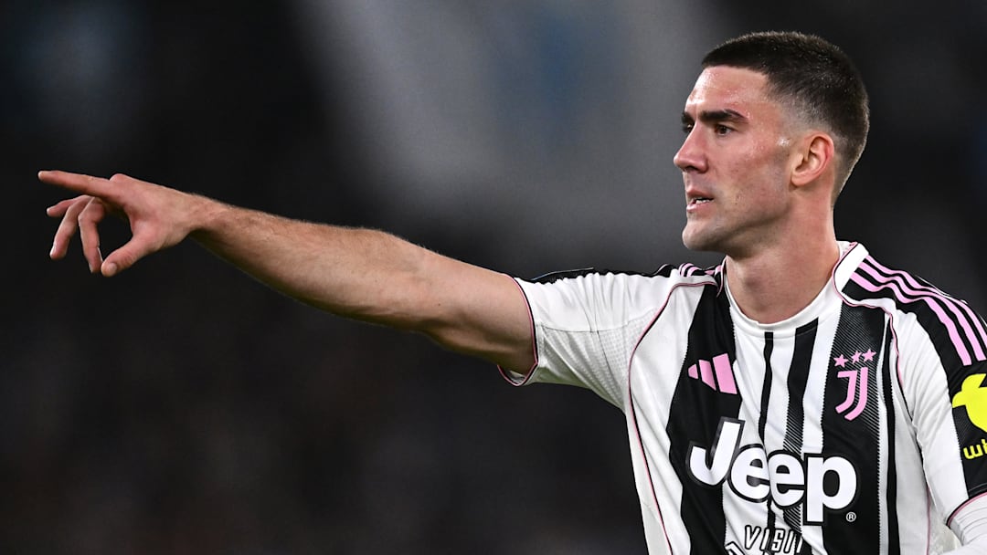 It remains a dry spell for Dusan Vlahovic's goals at underwhelming Juventus