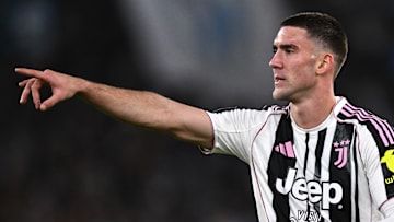 It remains a dry spell for Dusan Vlahovic's goals at underwhelming Juventus