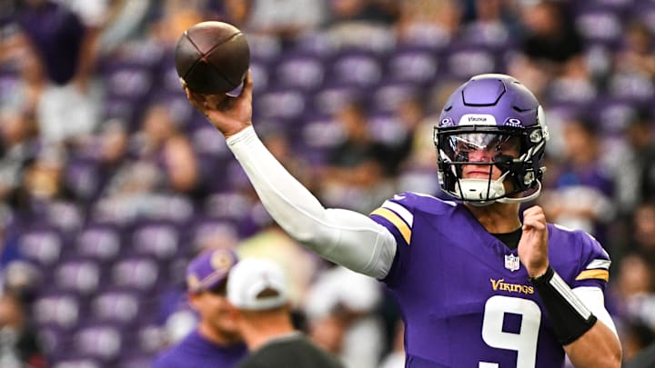 Las Vegas Raiders v Minnesota Vikings