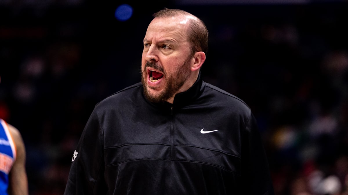 Bizarre Technical Foul in Knicks-Pelicans Goes Viral