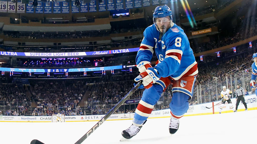 Pittsburgh Penguins v New York Rangers