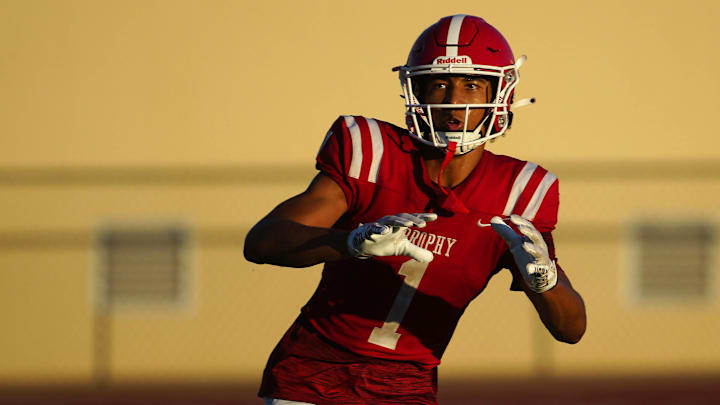 Brophy Prep wide receiver Devin Fitzgerald (1) makes a catch during a practice at Brophy College Prepatory in Phoenix on Sept. 4, 2024.