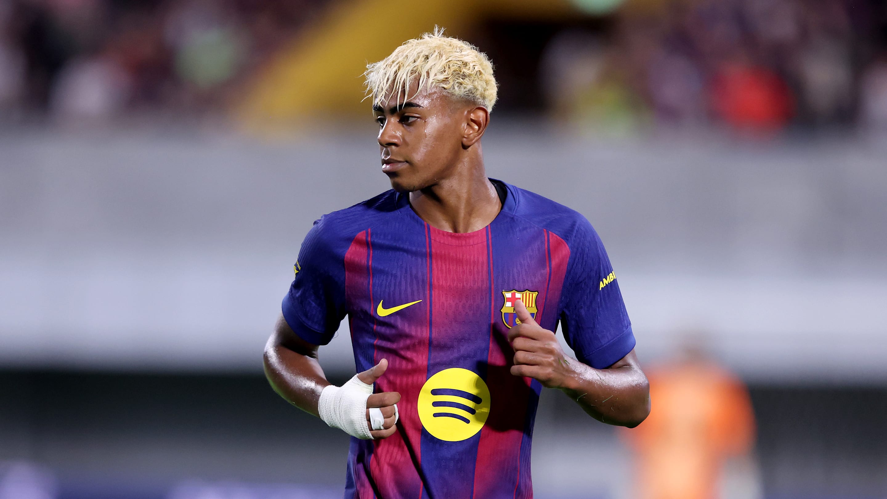 FC Barcelone - VIDEO : Quand Lamine Yamal imite la célébration de Marcus Rashford à l'entraînement