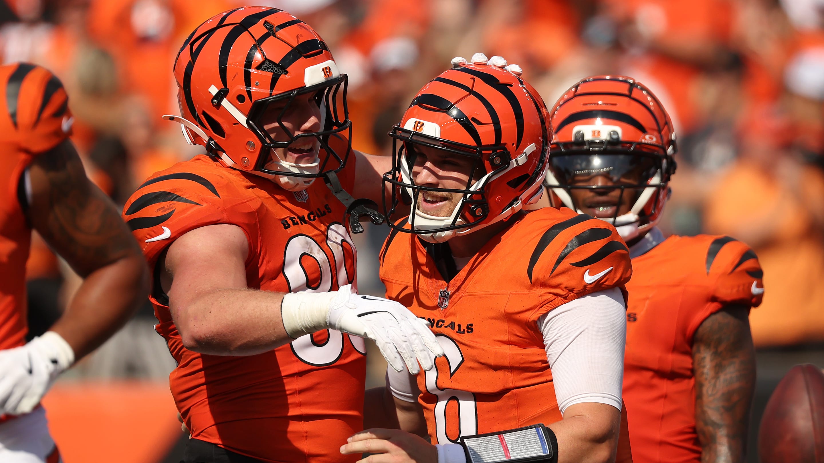 Burrow or not, Bengals offense has enough firepower to stay in playoff race