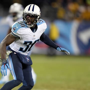 Nov 17, 2014; Nashville, TN, USA; Tennessee Titans cornerback Jason McCourty (30) against the Pittsburgh Steelers at LP Field. The Steelers defeated the Titans 27-24. Mandatory Credit: Kirby Lee-Imagn Images