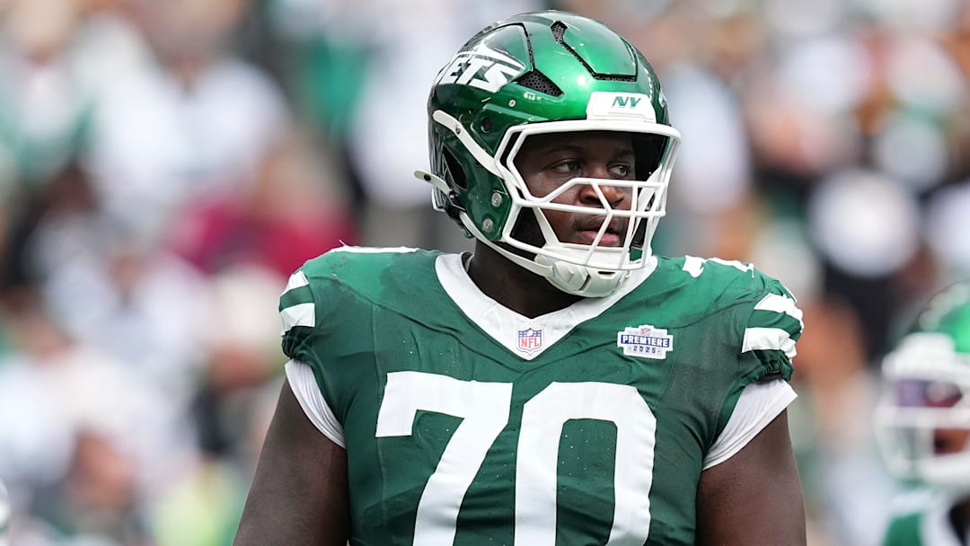 NY Jets right tackle Armand Membou