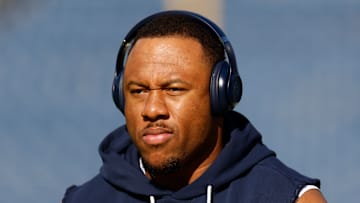 Uchena Nwosu of the Seattle Seahawks in warmups