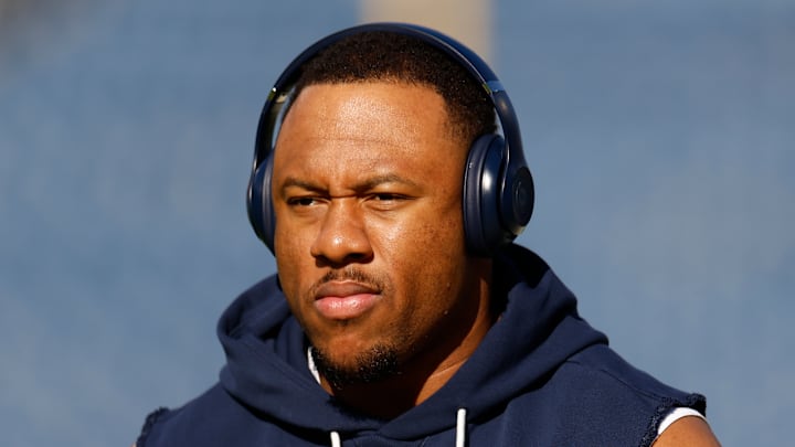 Uchena Nwosu of the Seattle Seahawks in warmups