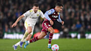 Aston Villa, de Coutinho, está em zona intermediária na PL