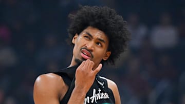 San Antonio Spurs v Cleveland Cavaliers