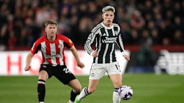 Brentford FC v Manchester United - Premier League