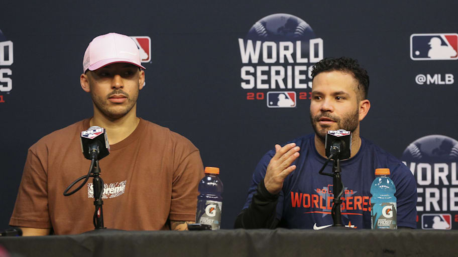 Carlos Correa (left) and Jose Altuve (right) are together again. | Troy Taormina-Imagn Images