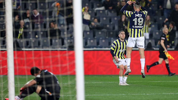 Serdar Dursun'ın gol sevinc