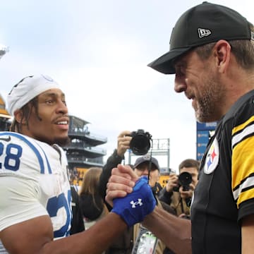 Steelers quarterback Aaron Rodgers had high praise for Colts running back Jonathan Taylor after Sunday’s game.