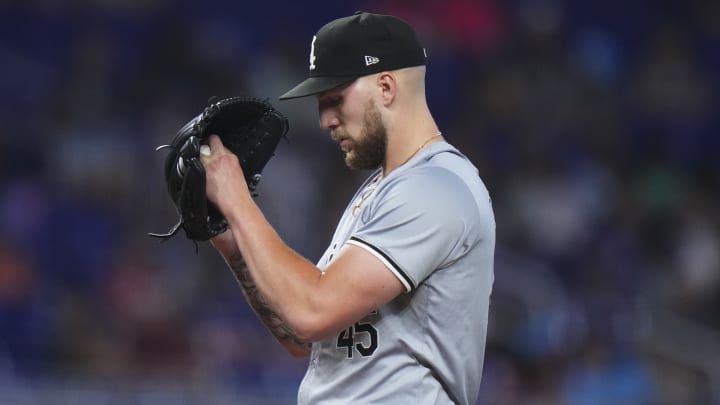 Chicago White Sox v Miami Marlins