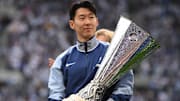 Heung-Min Son verabschiedet sich von Tottenham mit einer Trophäe