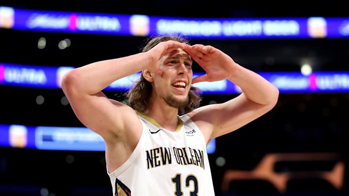 New Orleans Pelicans v Los Angeles Lakers