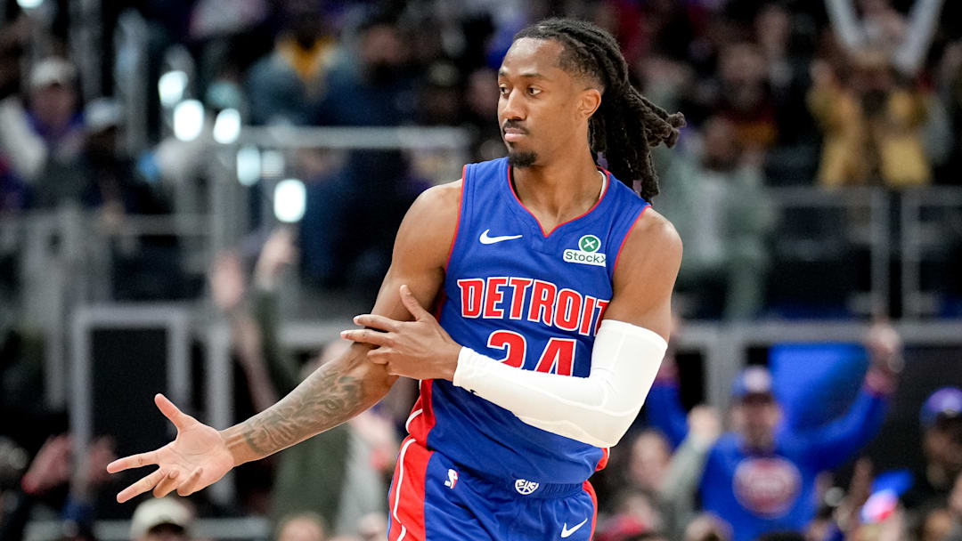 Los Angeles Lakers v Detroit Pistons