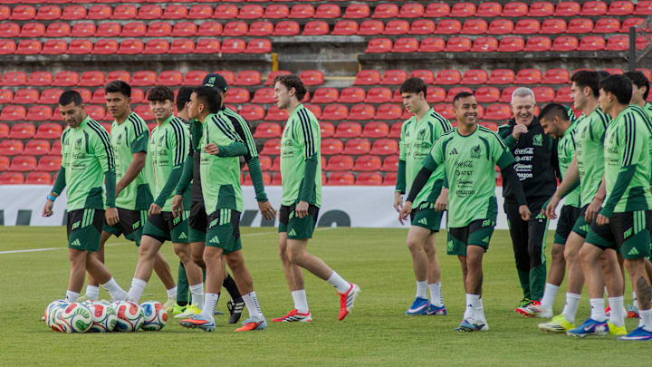 Últimos boletos al Mundial: Aguirre reduce la lista y sube la presión