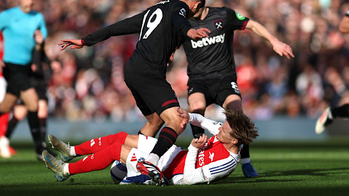 Arsenal FC v West Ham United FC - Premier League