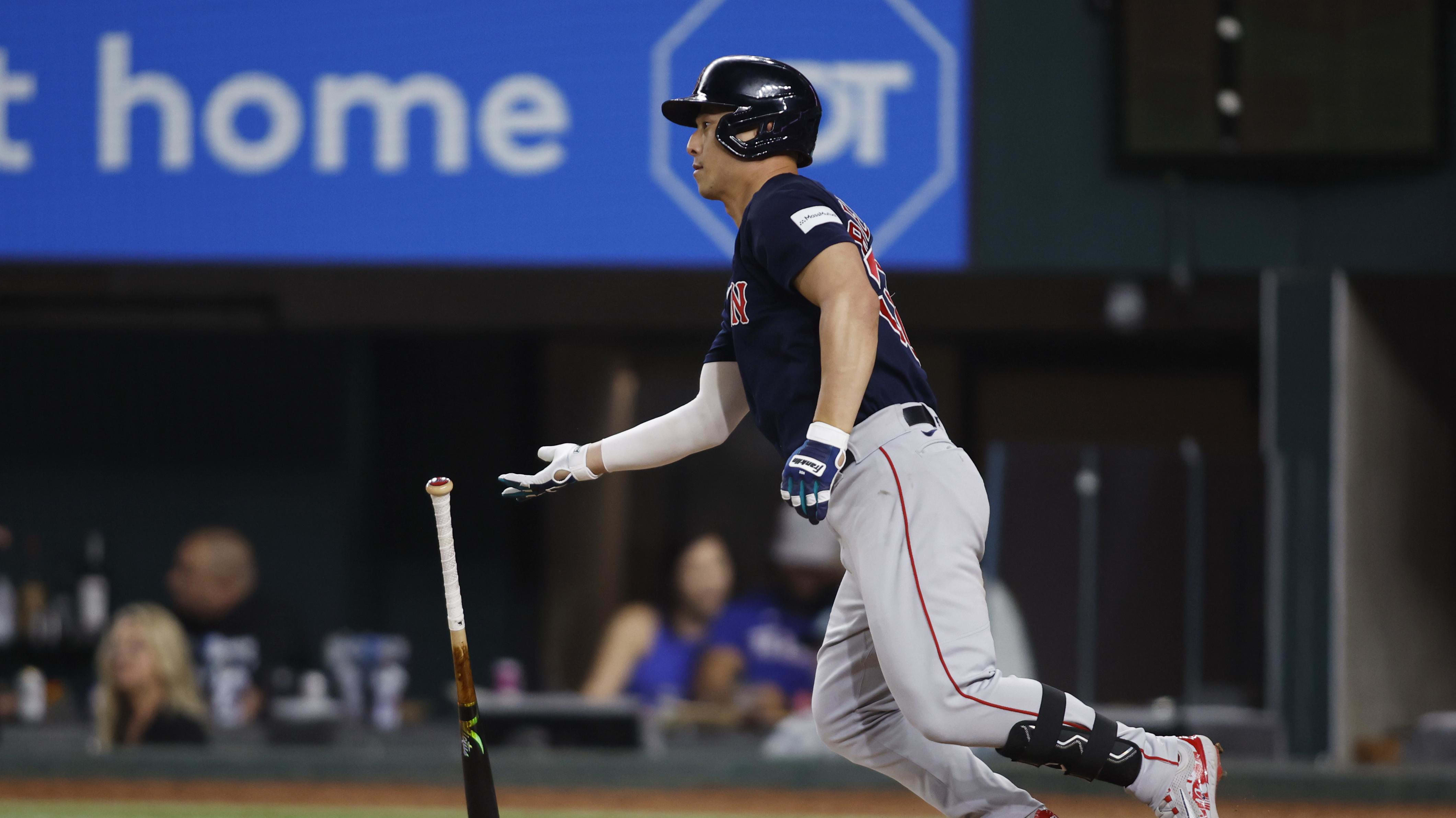 Boston Red Sox Utility Player Rob Refsnyder Nearing Limited Return Due to Toe Injury