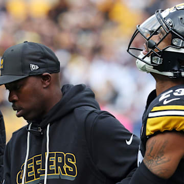 Nov 2, 2025; Pittsburgh, Pennsylvania, USA; Pittsburgh Steelers cornerback Darius Slay (23) reacts after an apparent injury during the first half against the Indianapolis Colts at Acrisure Stadium. Mandatory Credit: Charles LeClaire-Imagn Images