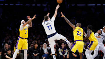 Dallas Mavericks v Los Angeles Lakers