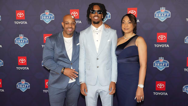 Jayden Daniels parents