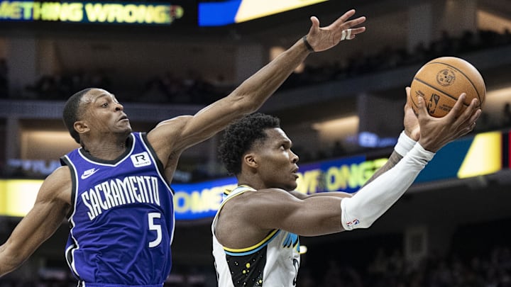 Sacramento Kings Drop Fourth Straight in Blowout Loss to Indiana 