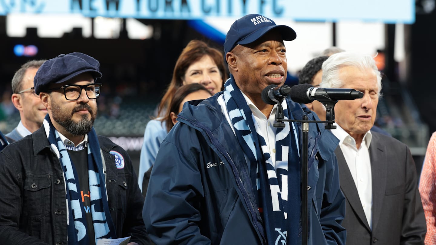 NYC Mayor Eric Adams Bids Knicks Coach Farewell