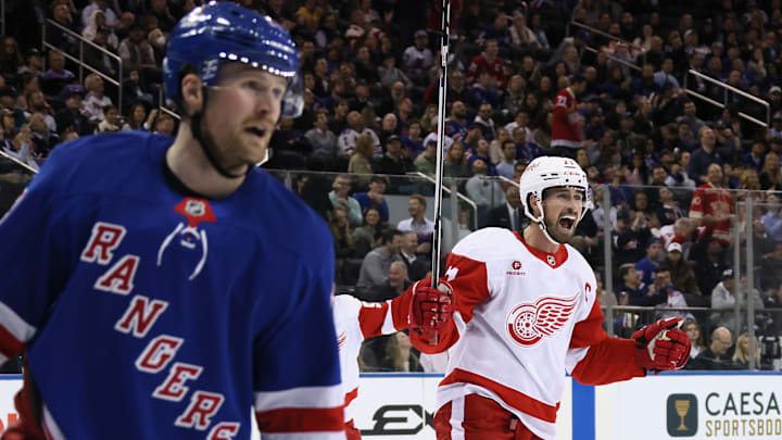 Detroit Red Wings v New York Rangers