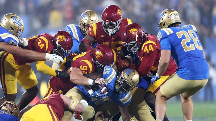 USC v UCLA