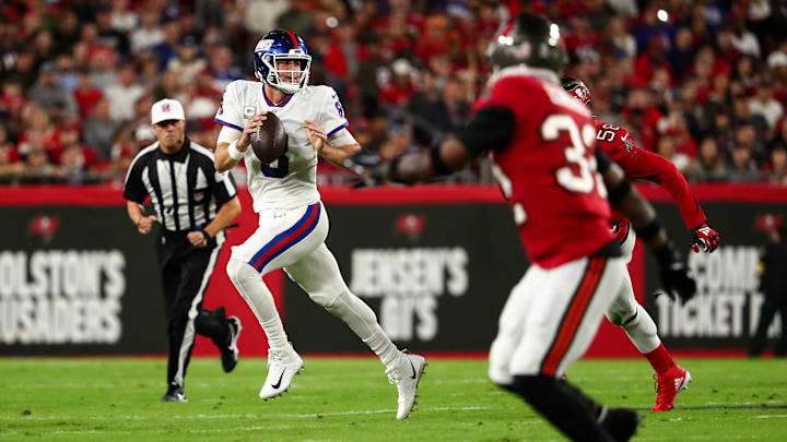 Tampa Bay Buccaneers, Daniel Jones