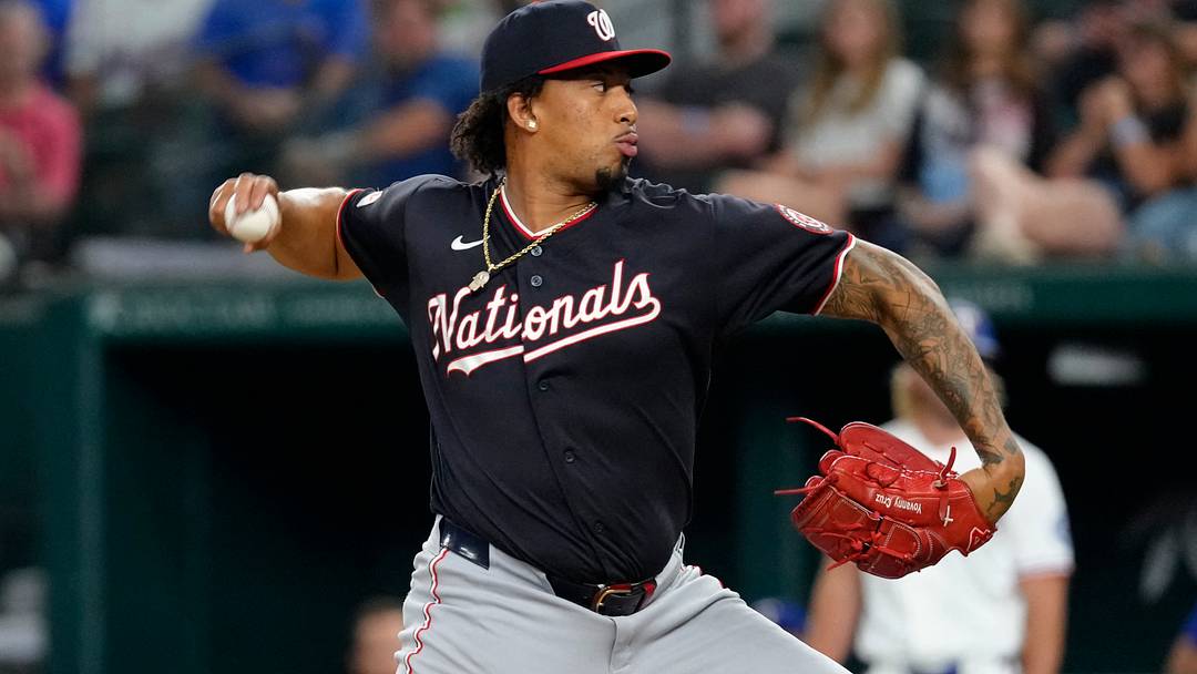 Washington Nationals pitcher Yovanny Cruz Washington Nationals pitcher Yovanny Cruz